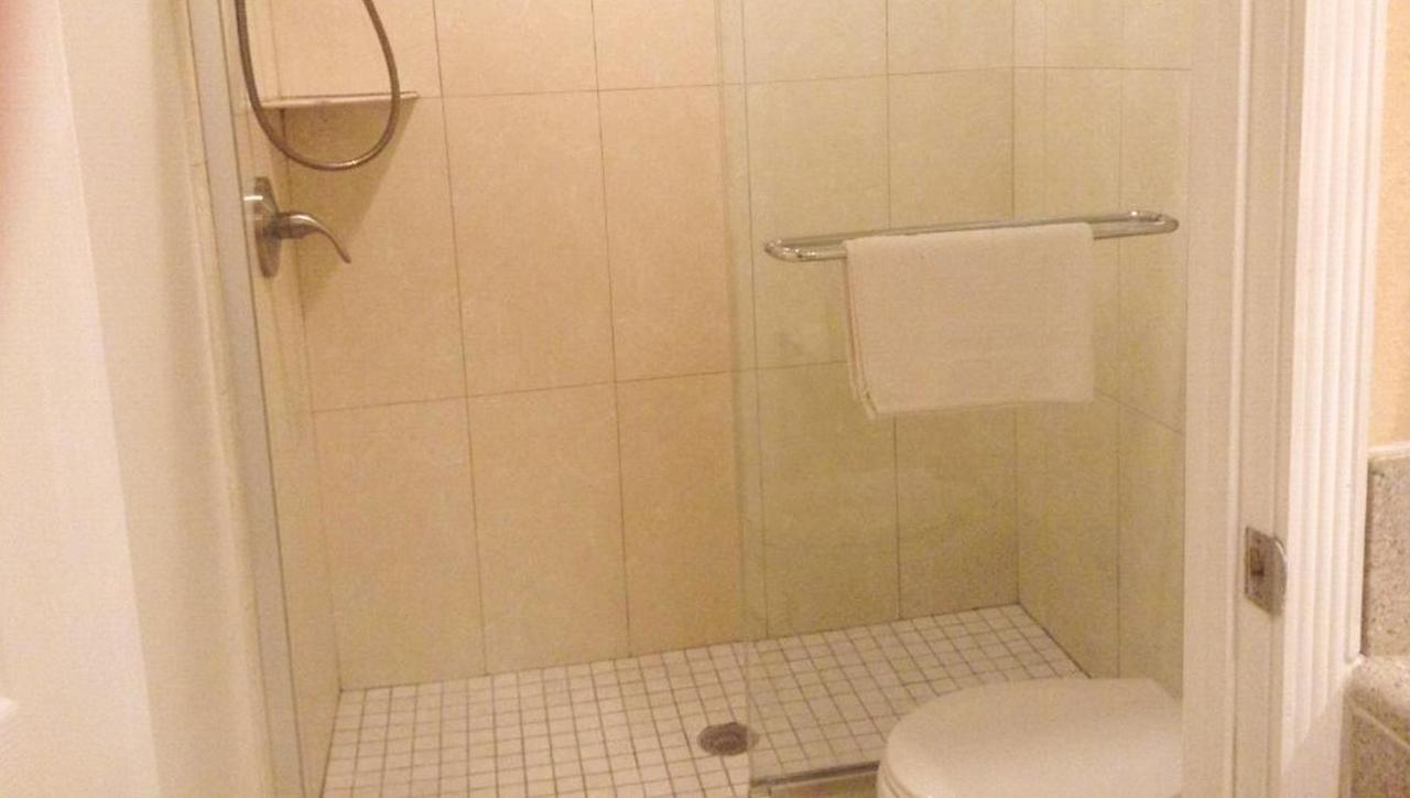 Ambassador Inn Alhambra Ngoại thất bức ảnh